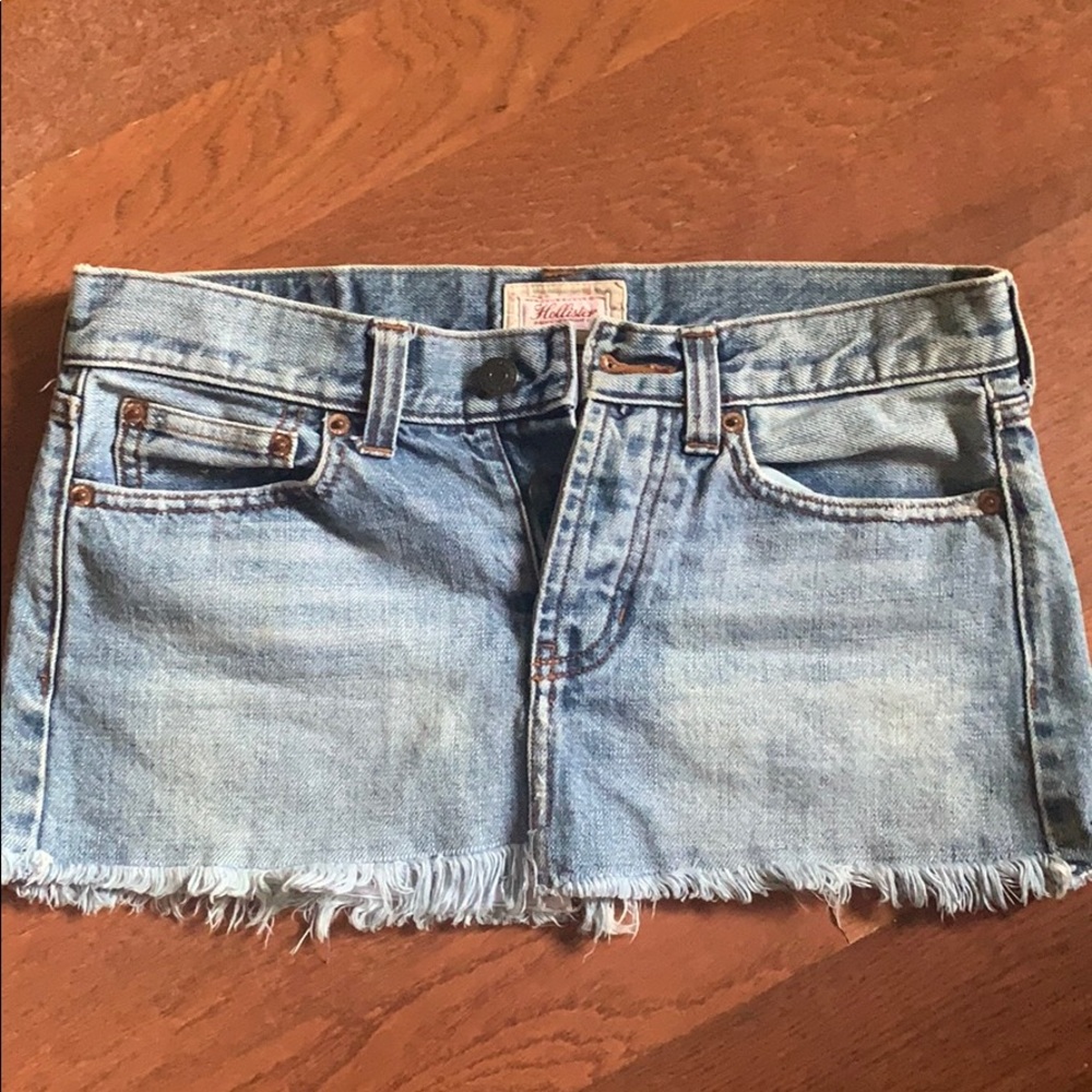 Hollister skirt